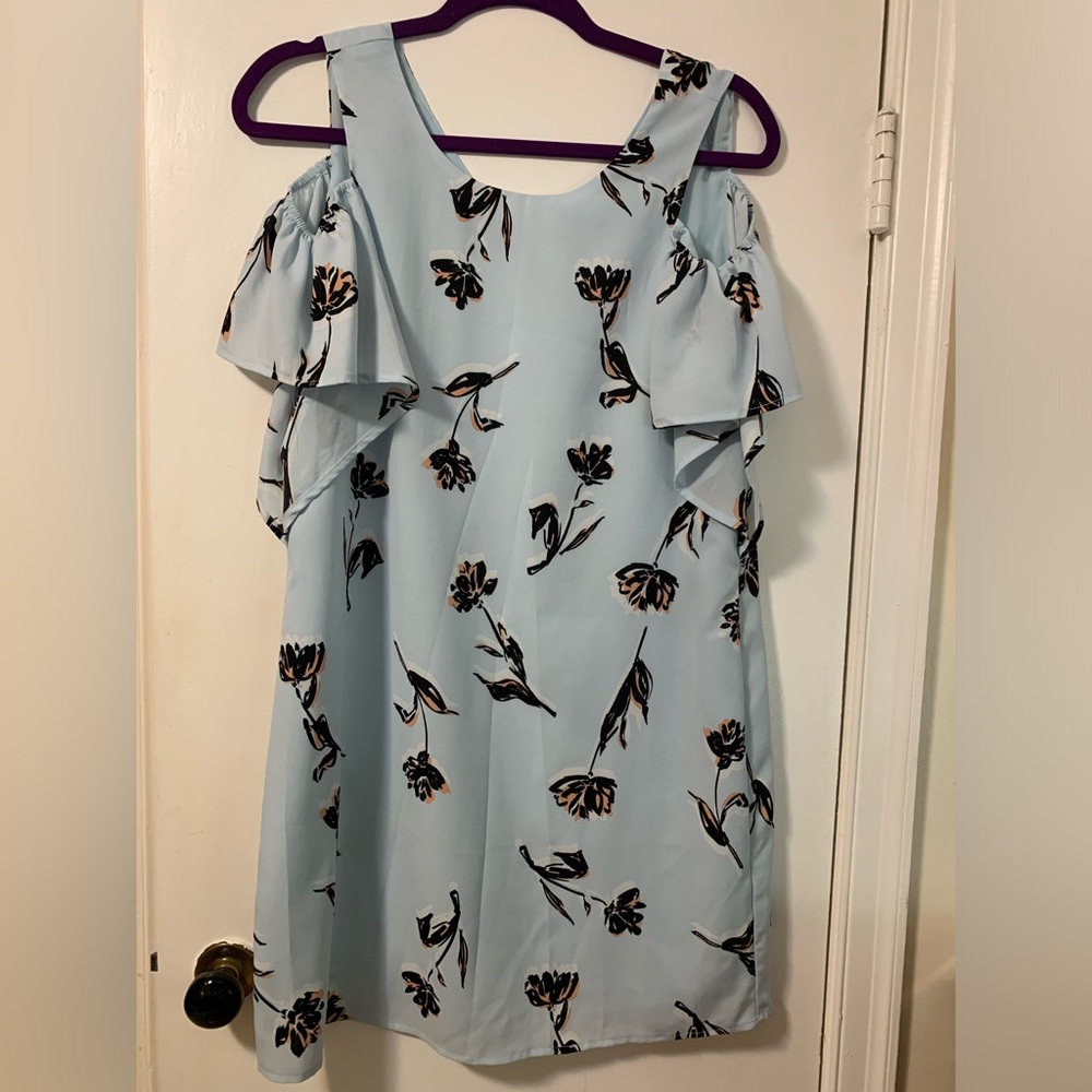 Peekaboo shoulder dress, small